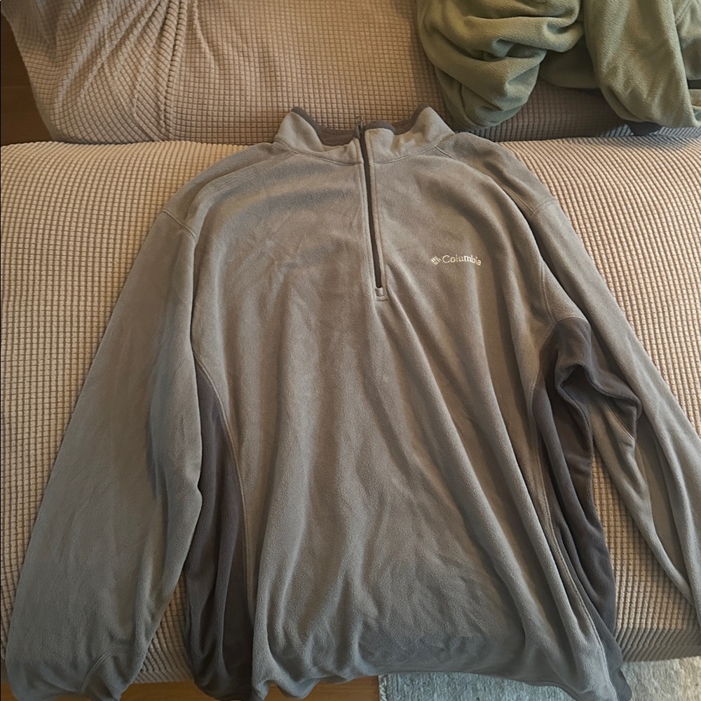 Columbia Light Gray Fleece Pullover